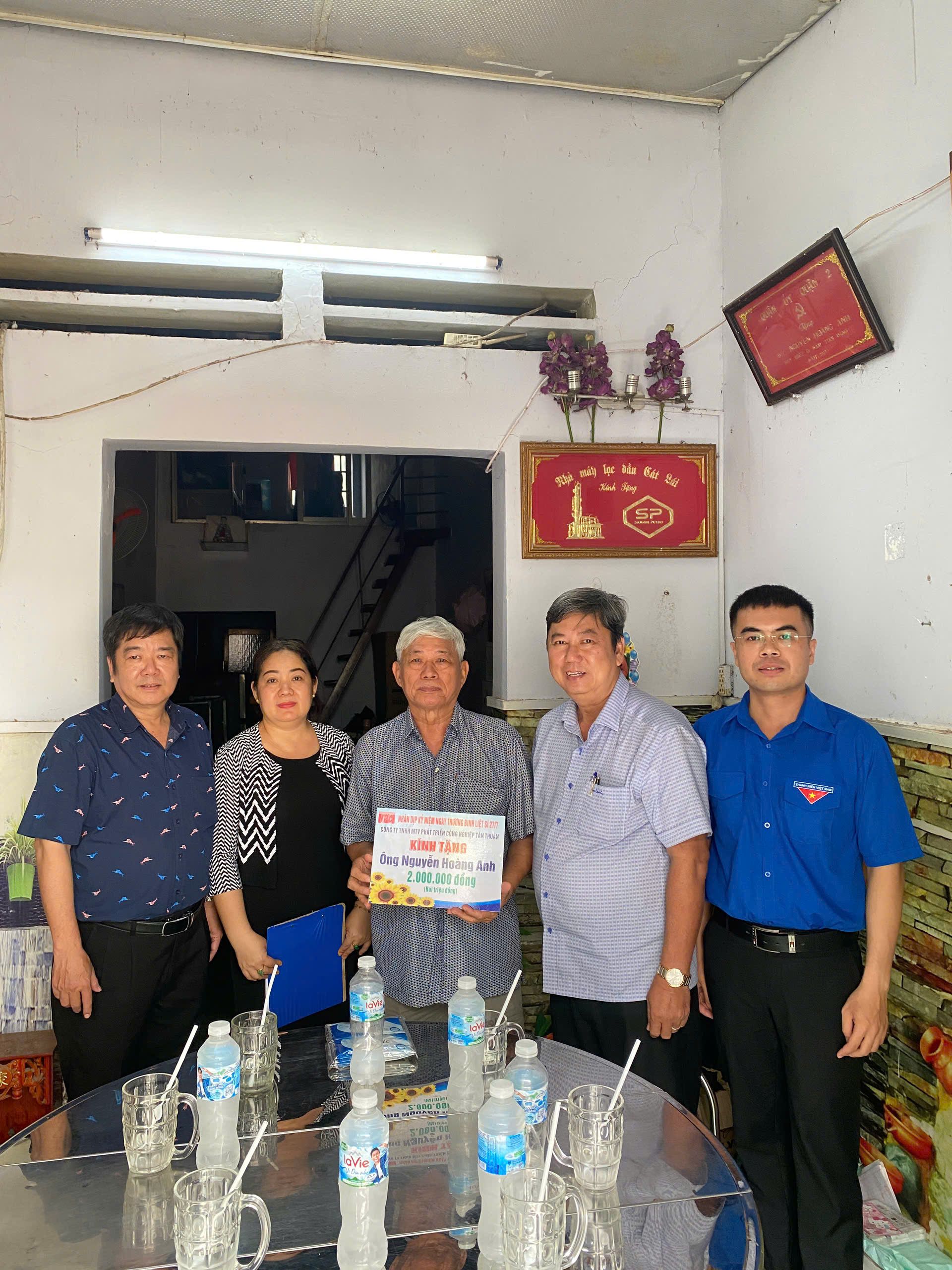 Công ty TNHH Một thành viên Phát triển Công nghiệp Tân Thuận tổ chức các hoạt động nhằm kỷ niệm 78 năm Ngày Thương binh Liệt sĩ (27/7/1947 - 27/7/2025)