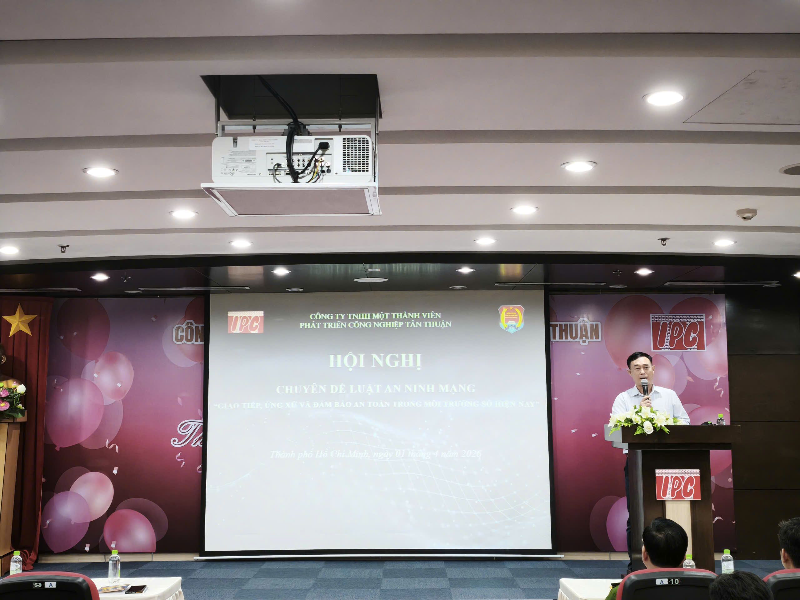  HỘI NGHỊ CHUYÊN ĐỀ LUẬT AN NINH MẠNG “GIAO TIẾP, ỨNG XỬ VÀ ĐẢM BẢO AN TOÀN TRONG MÔI TRƯỜNG SỐ HIỆN NAY”