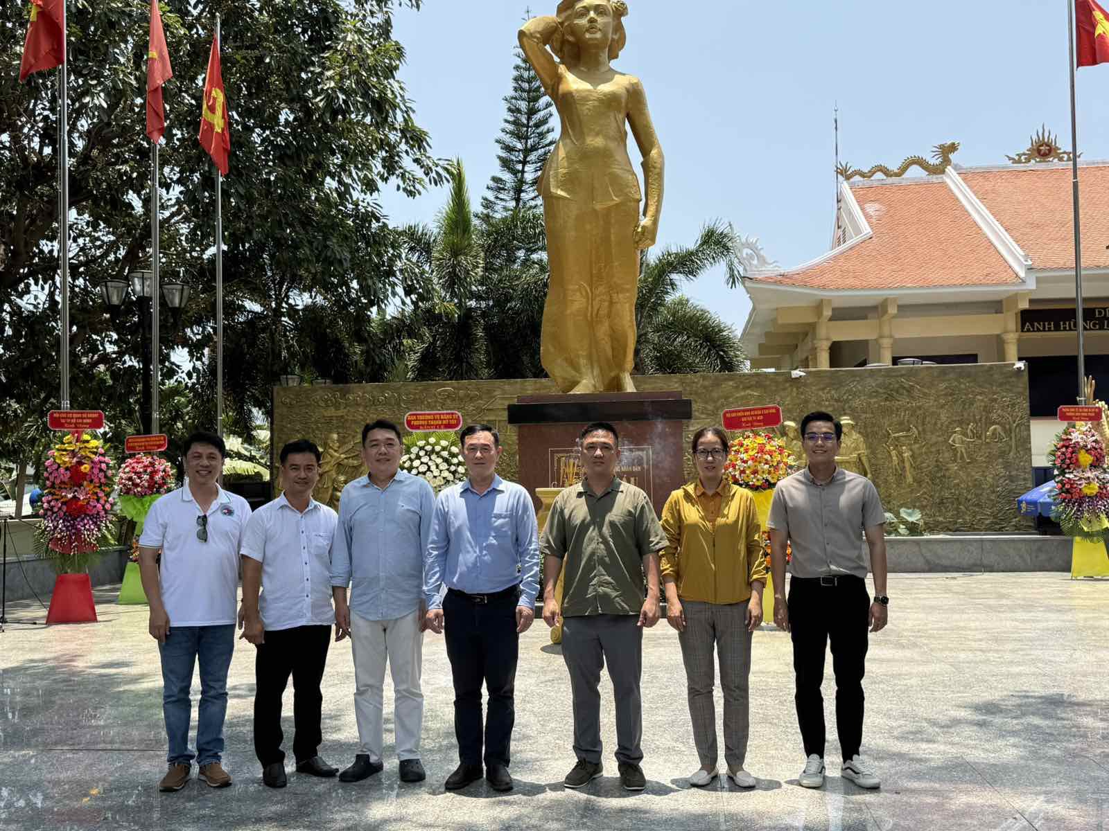 CHƯƠNG TRÌNH VỀ NGUỒN ‘THEO BƯỚC CHÂN NGƯỜI ANH HÙNG – LIỆT SĨ VÕ THỊ SÁU’